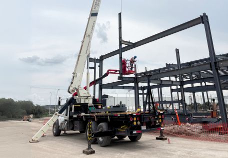 gruas-titan-image